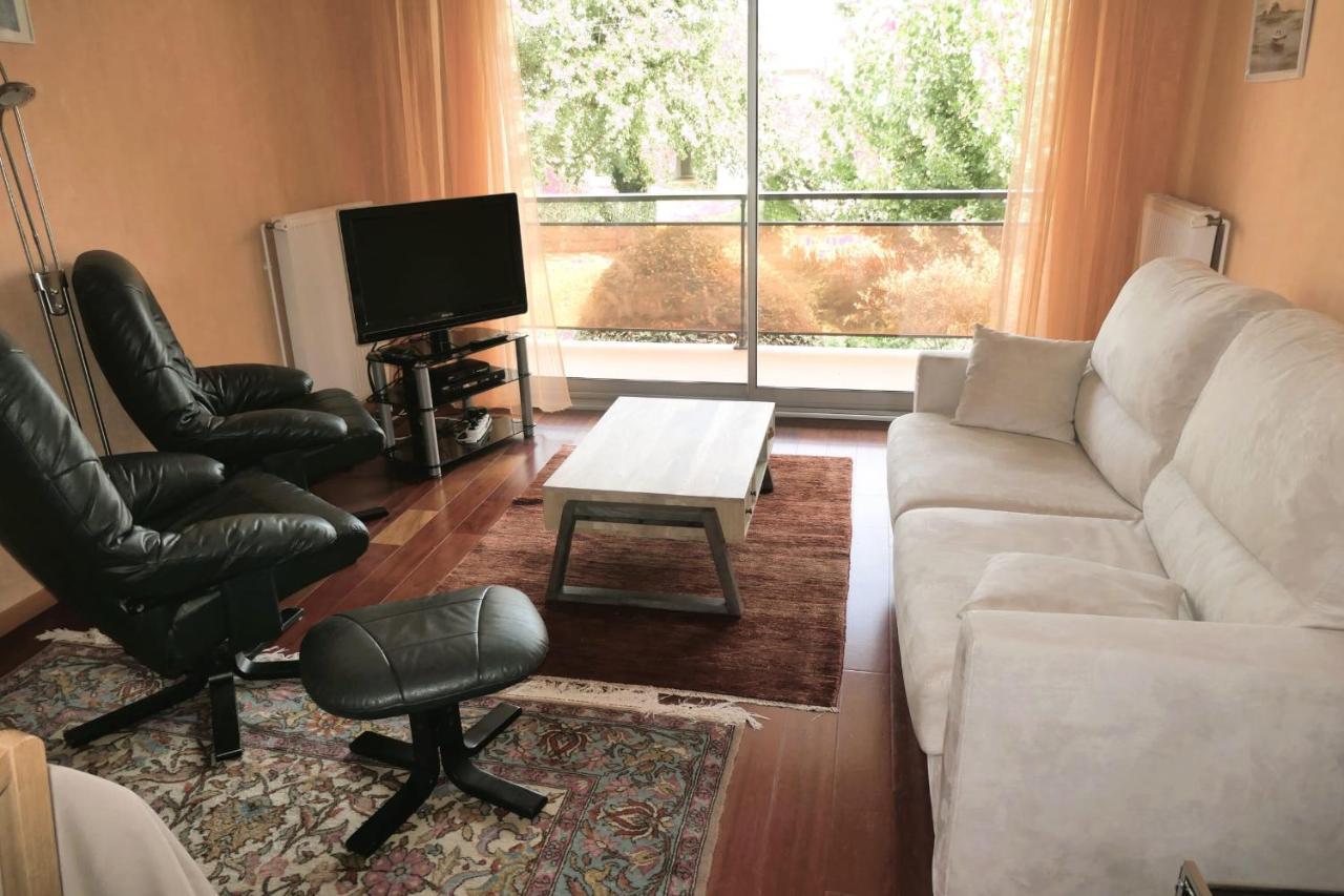 דירות ארסשון Cosy Cocoon With Terrace Near The Sea מראה חיצוני תמונה
